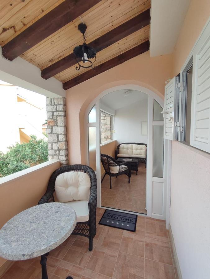Apartment Sandrica Stomorska Εξωτερικό φωτογραφία